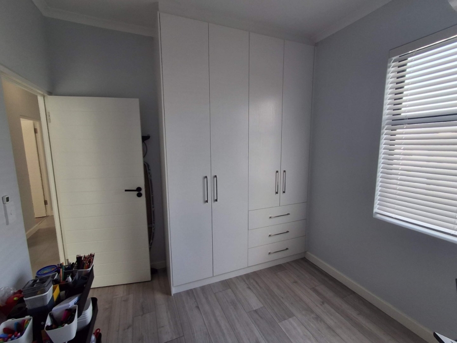 4 Bedroom Property for Sale in Sandown Western Cape